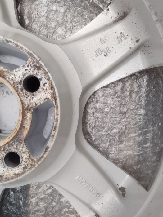 Перфектни ENZO 15-4x100 ET38 6.5j  Дачия Докер