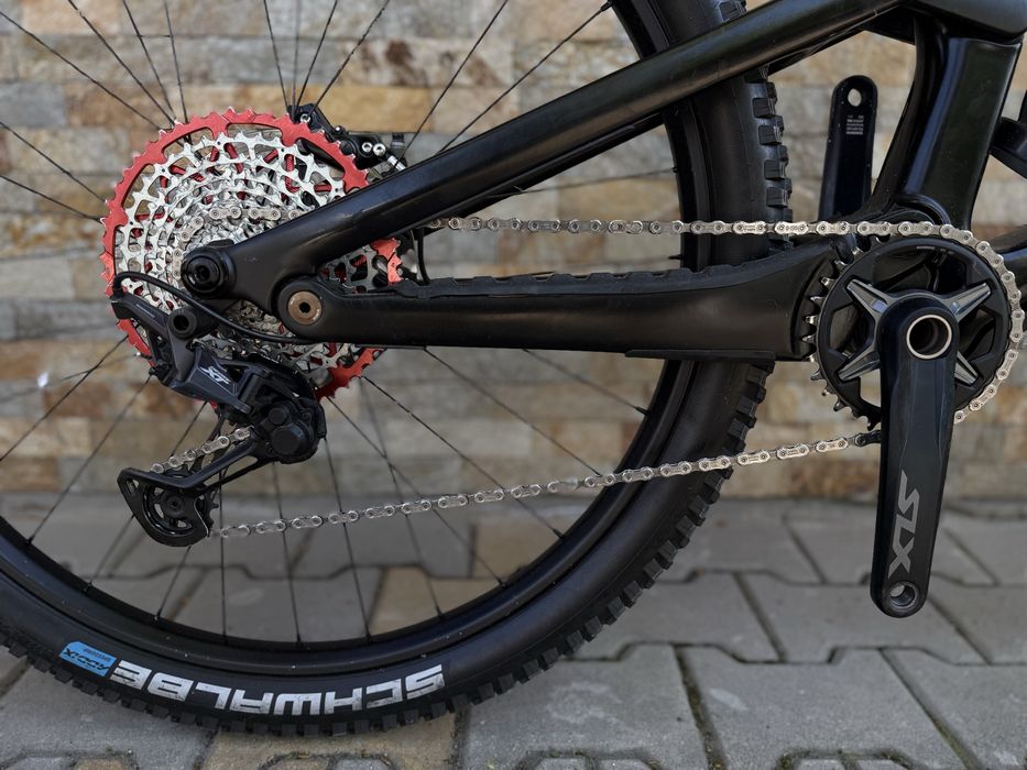 2024 Canyon Spectral CF8 29" карбонов МТБ байк