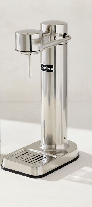 Машина за газирана вода Aarke Carbonator 3,стомана и матово черно.