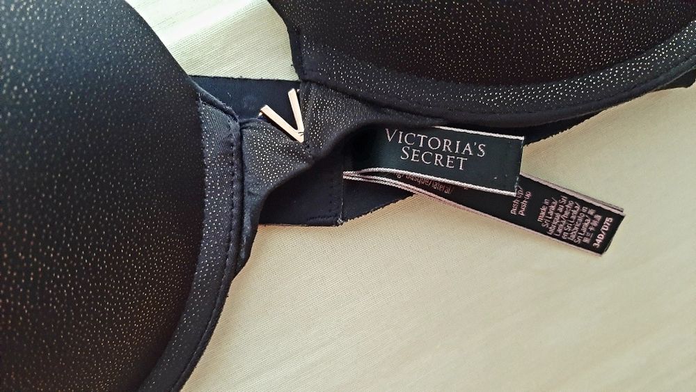 Виктория Сикрет сутиен 34D / 75D