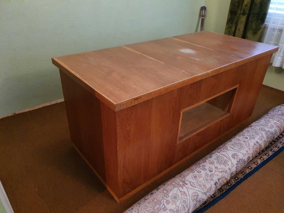 Поръчково бюро масив 250лв