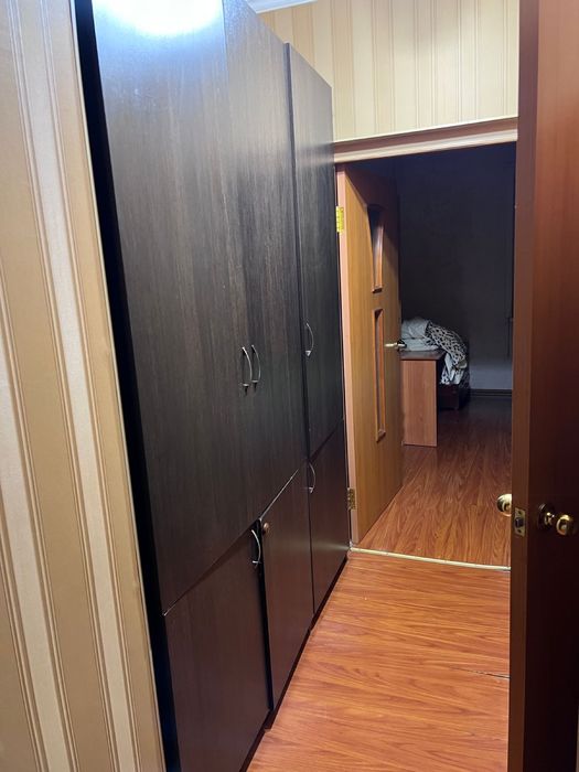 Продам шкаф под одежду