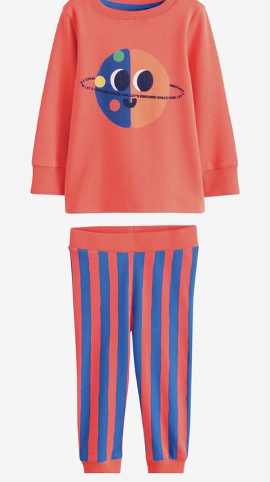 Нови пижами за момче Next