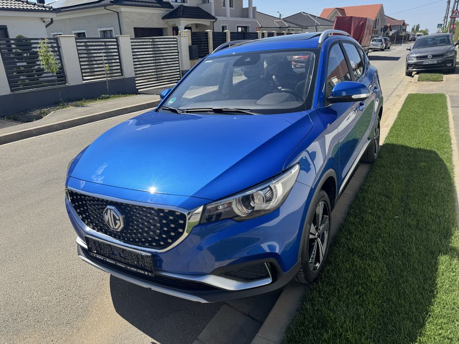 Vand  MG  ZS EV  full ELECTRIC  18000 km reali !!