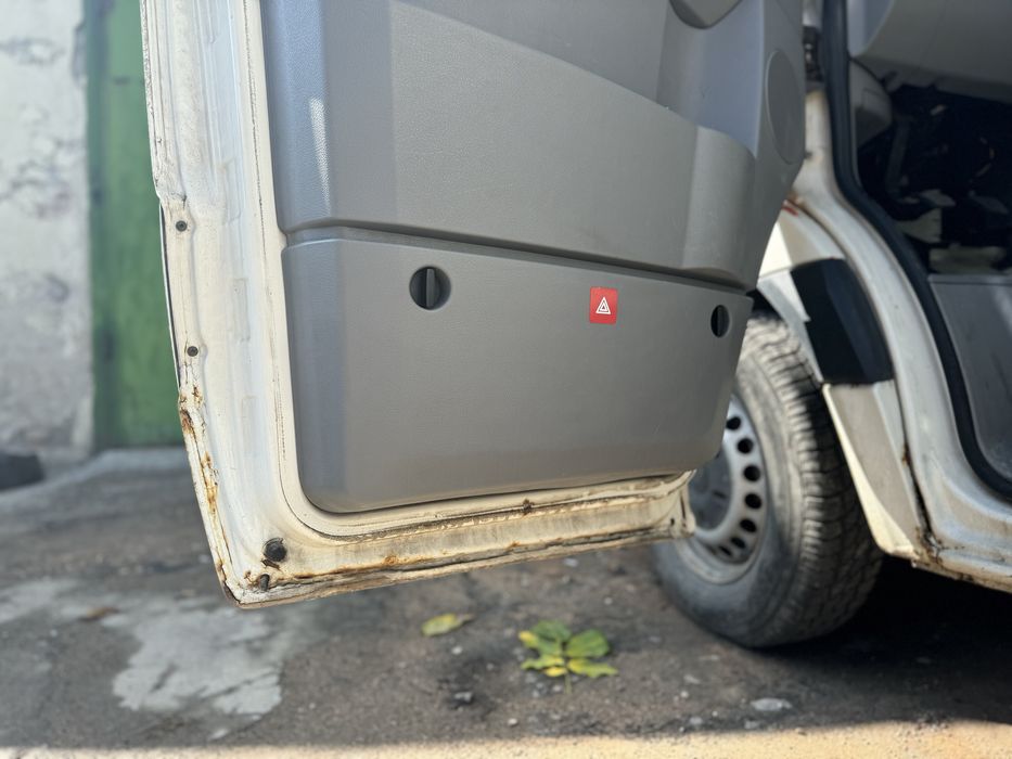 Предни врати VW crafter/ фолксваген крафтер Mercedes sprinter