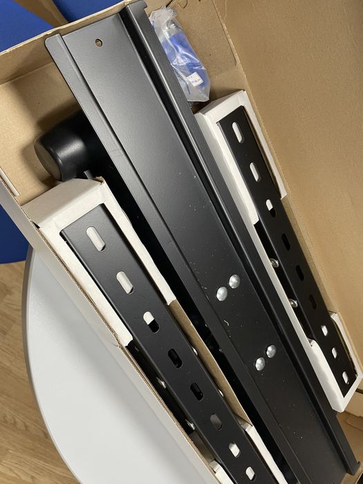 Настенный кронштейн под телевизор