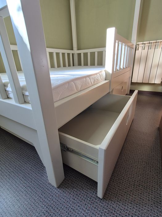 Кровать детская домик