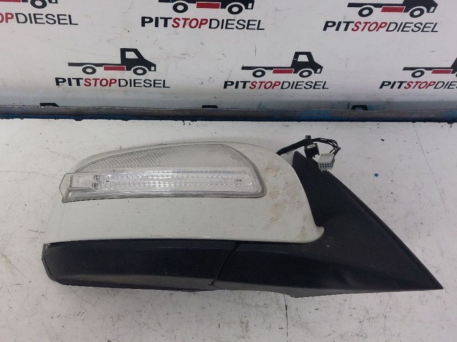oglinda dreapta mercedes c class w204 2007 2008 2009 2010 2011 2012 2013 2014 2015 alba