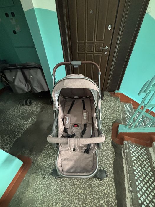 Продам коляску фирмы Teknum
