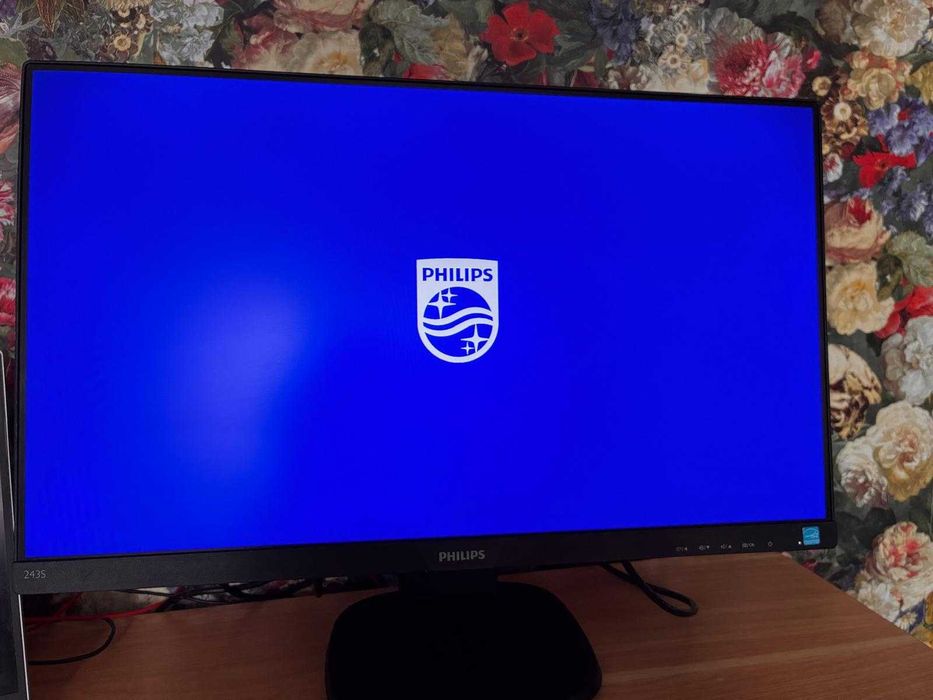 monitor Philips 24 inch condiție foarte buna