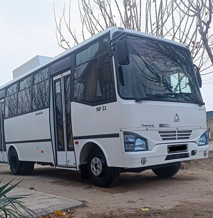 Isuzu  NP21 в отличном состоянии