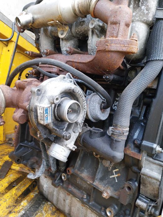 Двигател 2,0 hdi код  RHZ