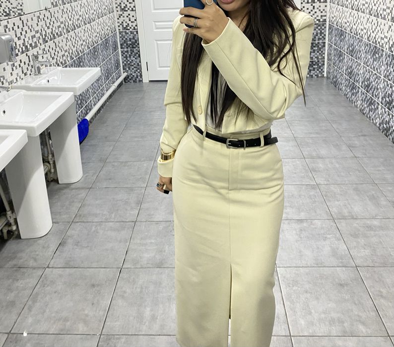 Продается двойка 42-44 р