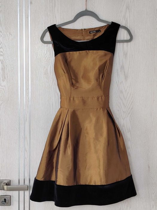 Rochie dama Beloved, marime xs. Mai degraba marime S 36