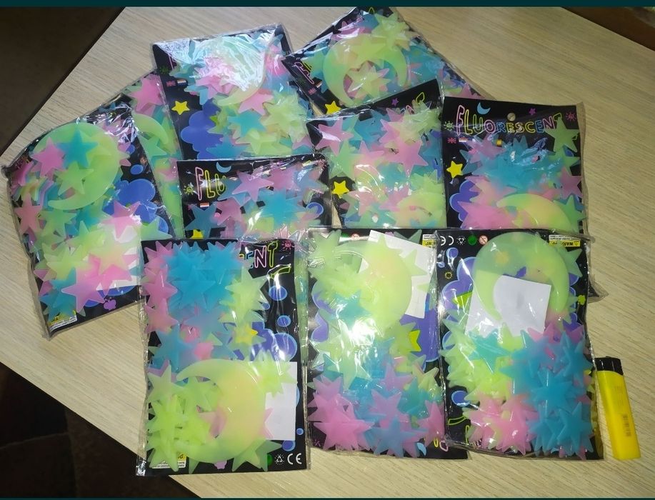 Фосфорные звёздочки и полумесяц 100 штук в упаковке. Новые