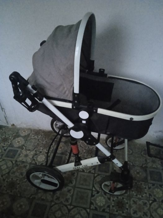 Детская коляска для детей