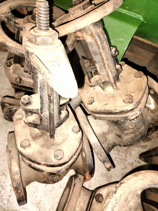 Чугунные, нержавеющие, стальные задвижки