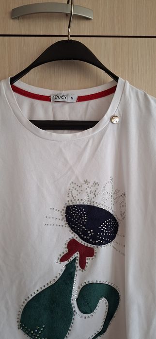 Тениска на Lucy Fashion