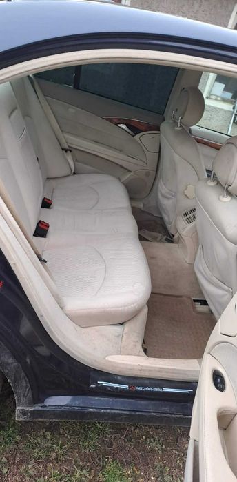 Mercedes Benz E270-2003/2.7 CDI/177cc-всичко платено БАРТЕР