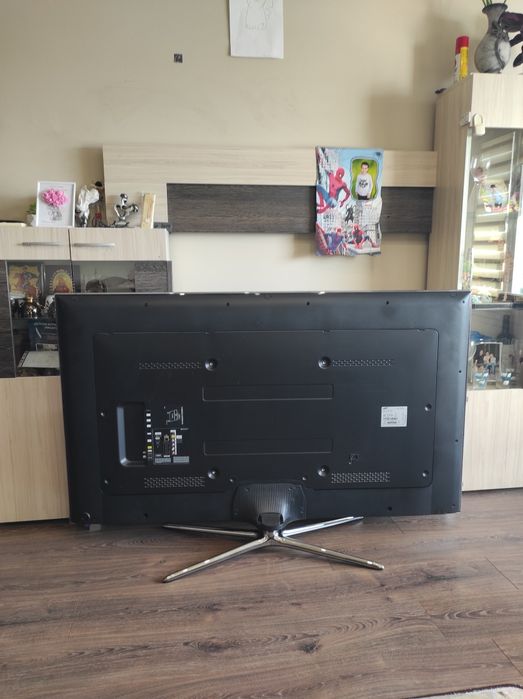 Смарт Телевизор SAMSUNG 65 инча