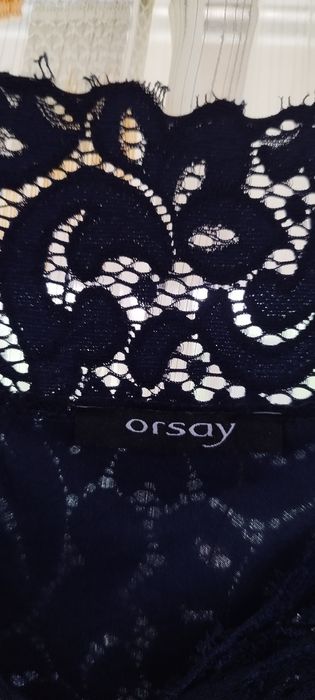 Vând rochiță elegantă,culoare albastru închis din dantelă ,mărime xs