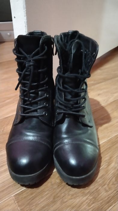 Зимние сапоги женские