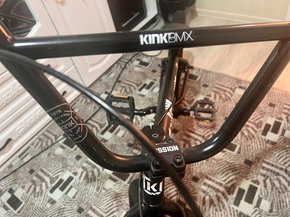 Трюковой велосипед BMX