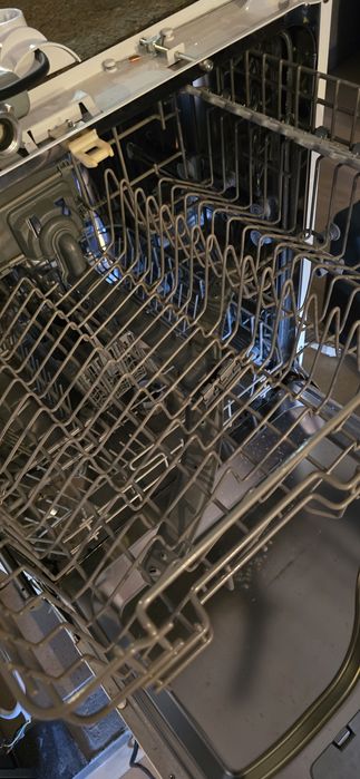 Сьдомиялна вградена 600мм в отлично сьстояние