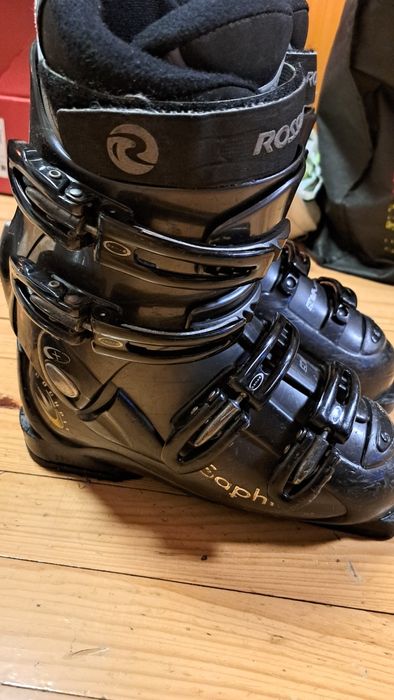 Дамски ски обувки Rosignol