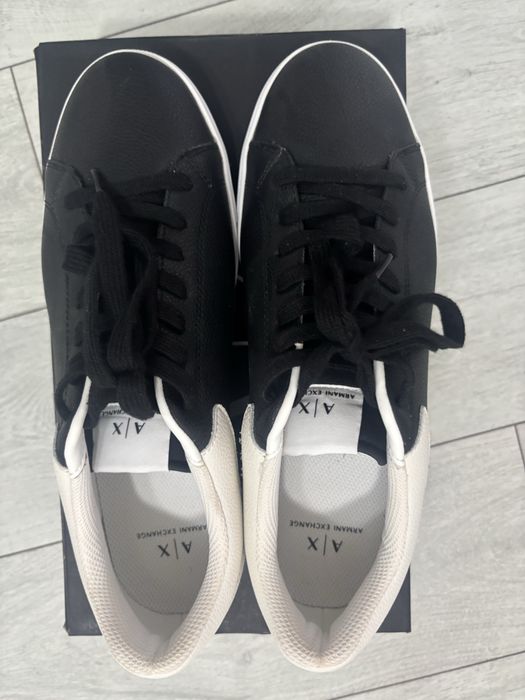 Adidasi Armani Exchange