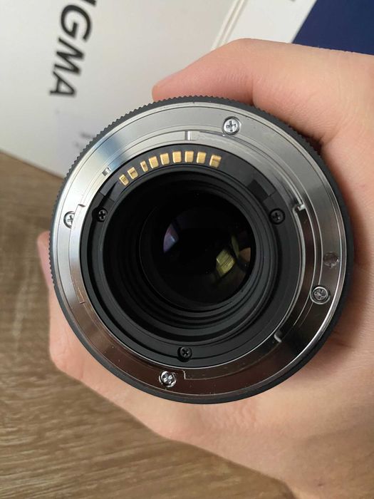 Canon EOS M10, obiectiv kit 15-45mm + obiectiv sigma 30mm