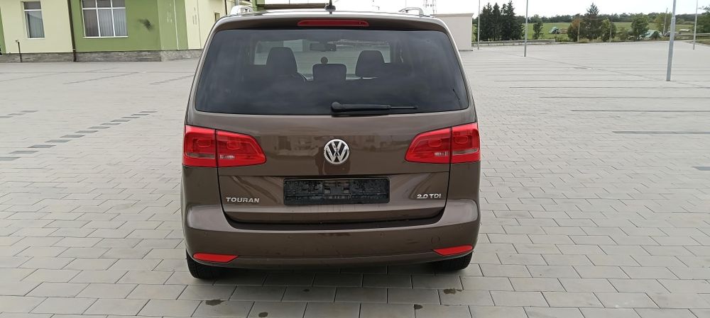Volkswagen Touran 2.0 7 locuri