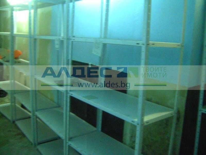 Дава се под наем Магазин в София, Център - 90 кв.м за 378.93 € - Снимка #2