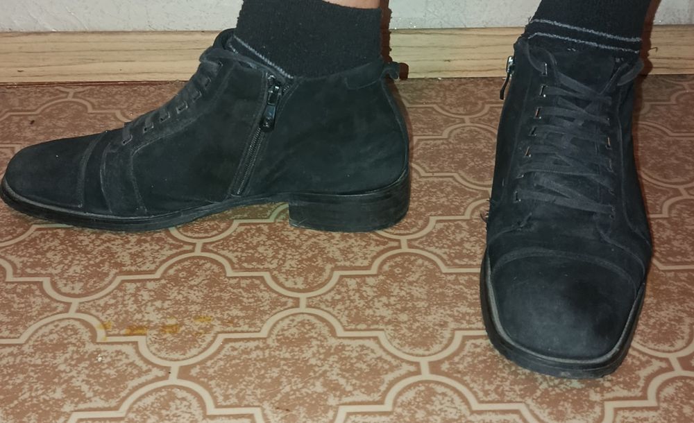 Продам мужские туфли