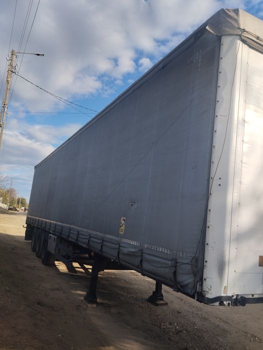 Vând semiremorca Kogel