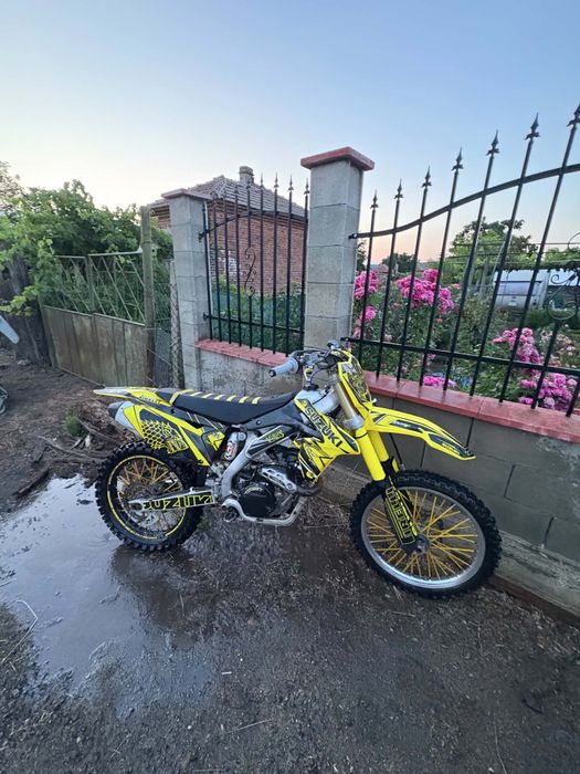 Продавам Suzuki RMZ 450