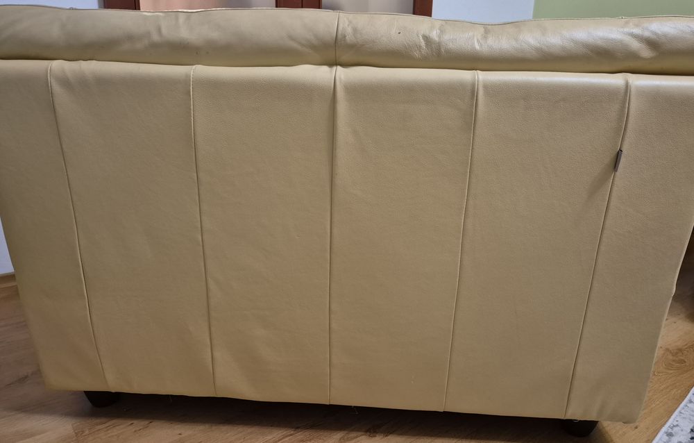 Set canapea si fotolii de piele Mobexpert cu spate integral acoperit