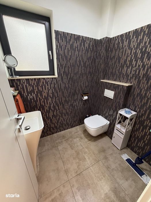 Apartament 4 camere zona centrală Ramada
