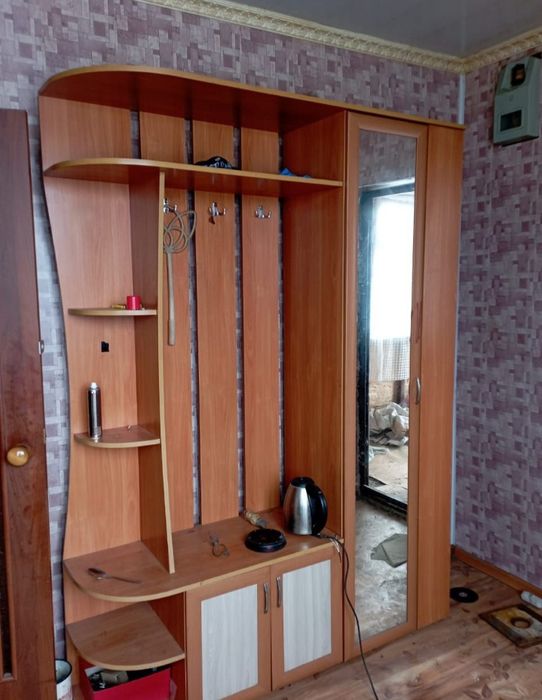 Продам срочно прихожку