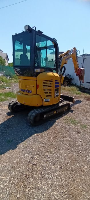 Miniexcavator komatsu braț lung 4 cupe+freza burghii
