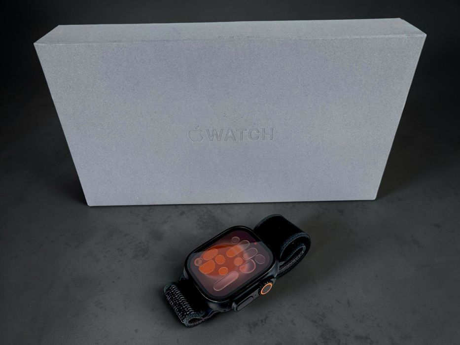 Apple Watch Ultra 2 49mm Cellular Black with TI Black TL S/M Band 99% Battery! Перфектен! Full Pack! Гаранция!