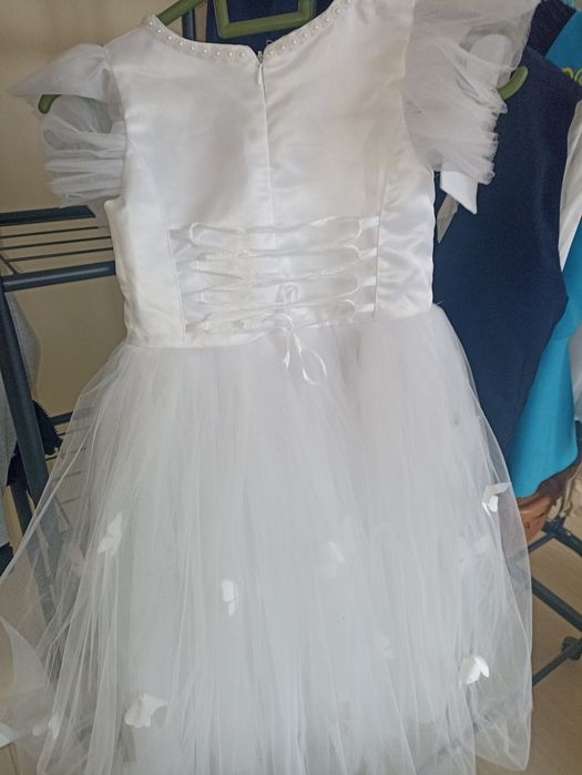 Красивое нарядное платье для девочек