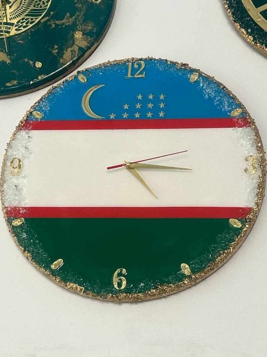 Xar xil turdagi soatlar sotiladi