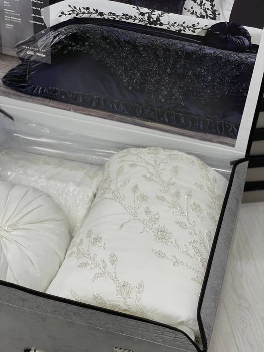 Pastel pakrival komplekt