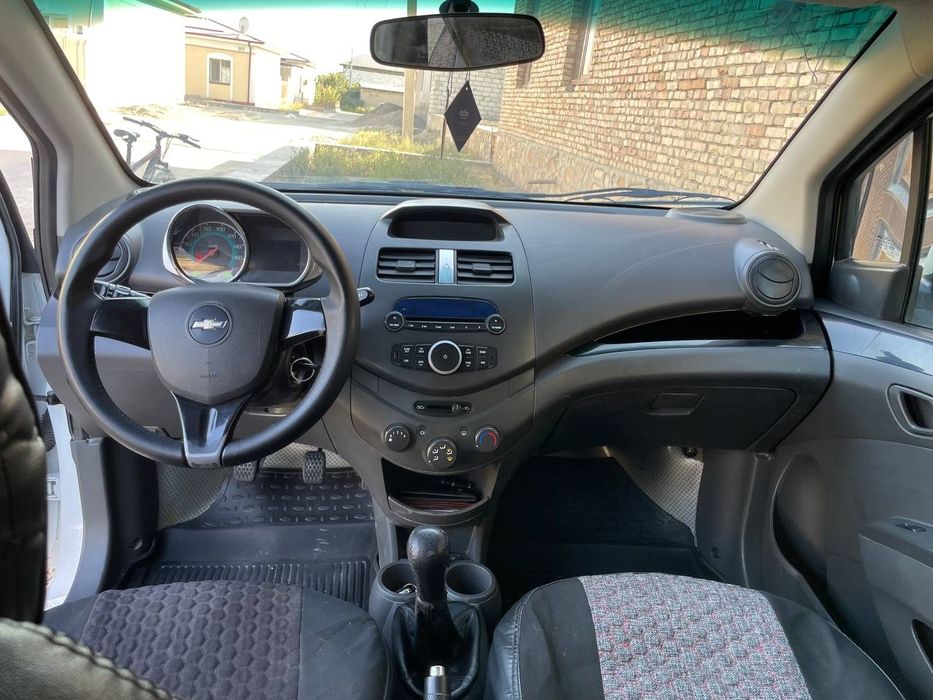 Спарк сотилади..