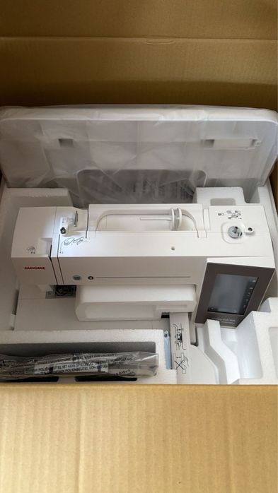 Продам новые Японские швейные машинки Janome memory craft 550E