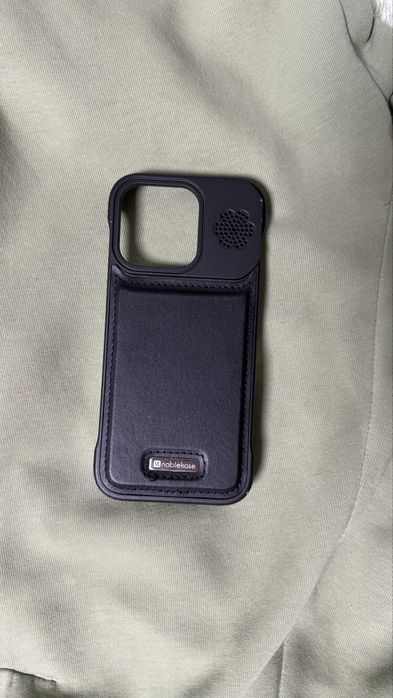 Чехлы на Iphone 15 Pro