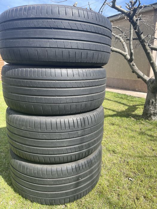 Set anvelope Originale vara runflat X5 X6 GLE 275 40 21 / 315 35 21