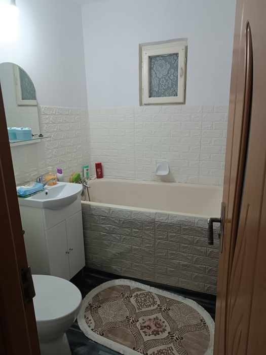 Apartament 2 camere  de închiriat