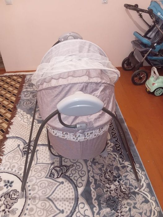 Колыбель почти новый